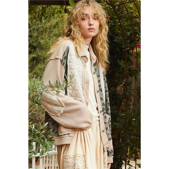 POL‎ Leopard Exposed Seam Button Up Quilted Jacket - Picture 2 of 5